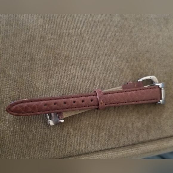 Vntg Disney Lorus Backwards Goofy Watch w/case - Picture 6 of 10